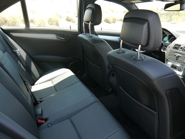 Mercedes-Benz C-Class 2009 photo 8