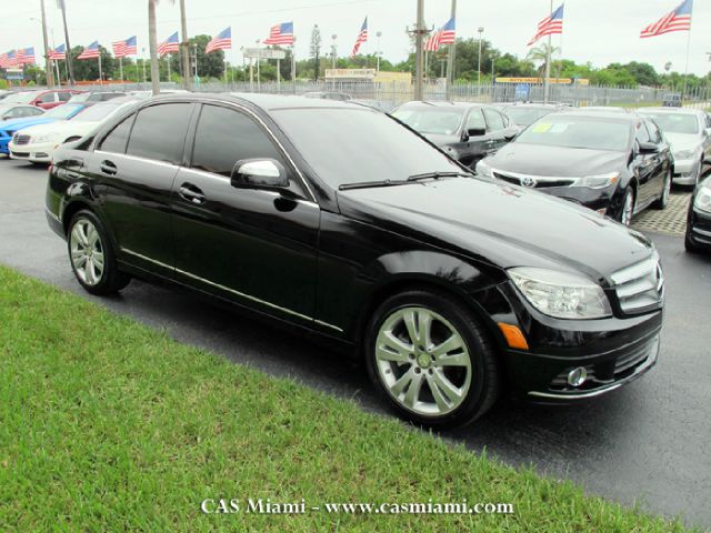 Mercedes-Benz C-Class 2009 photo 2