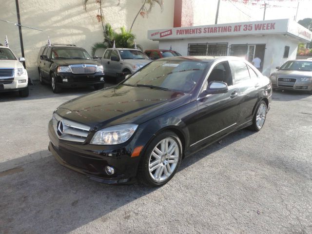 Mercedes-Benz C-Class 2009 photo 3