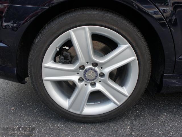 Mercedes-Benz C-Class 2010 photo 4