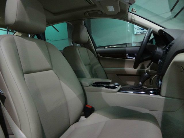 Mercedes-Benz C-Class 2010 photo 4