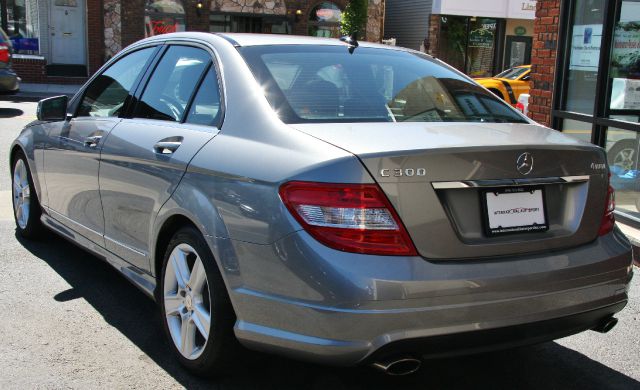 Mercedes-Benz C-Class 2010 photo 12