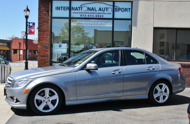 Mercedes-Benz C-Class 2010 photo 16