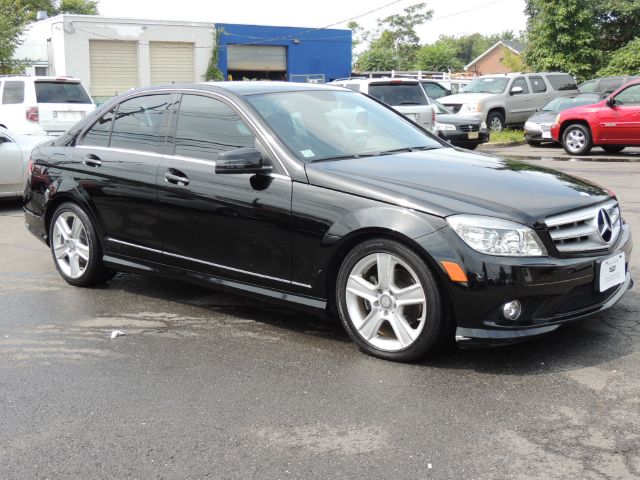 Mercedes-Benz C-Class 2010 photo 3