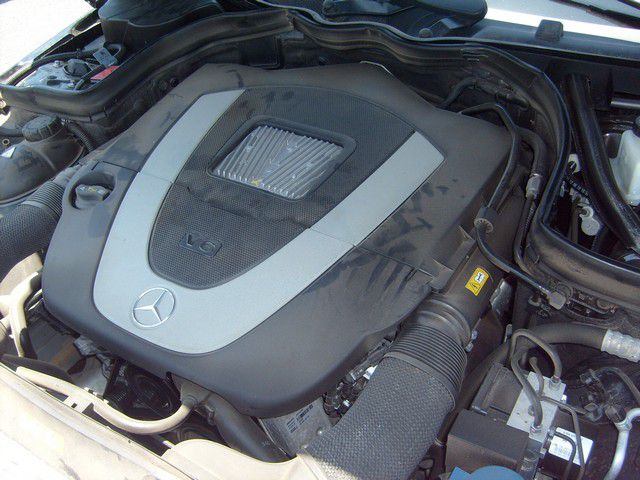 Mercedes-Benz C-Class 2011 photo 2