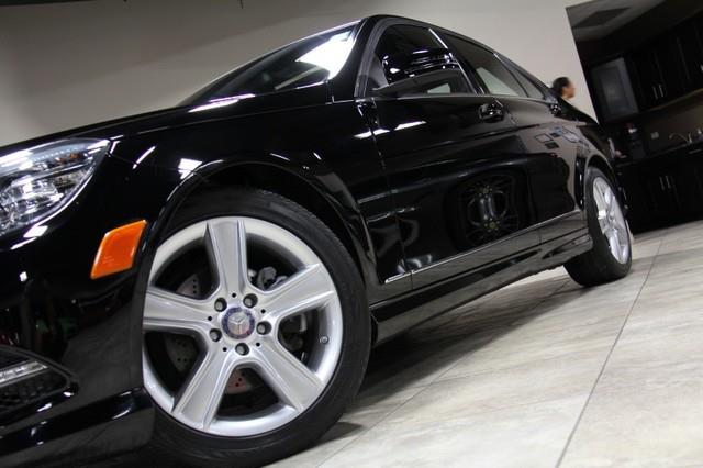 Mercedes-Benz C-Class 2011 photo 2