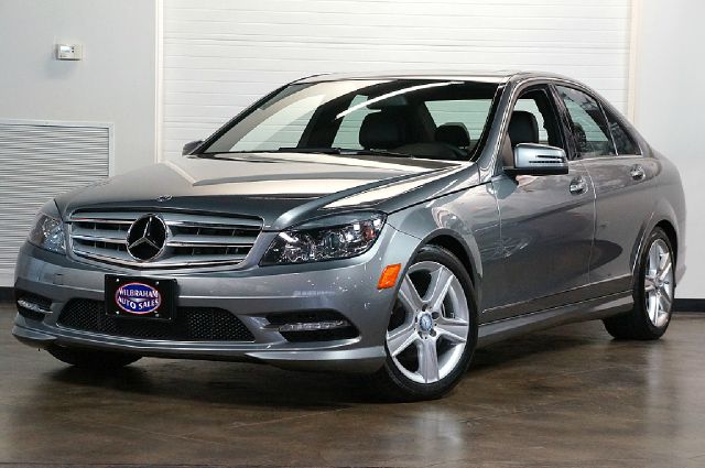 Mercedes-Benz C-Class 2011 photo 1