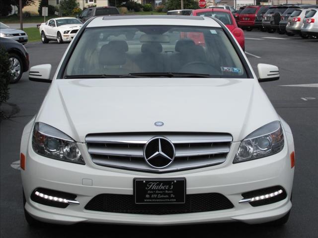Mercedes-Benz C-Class 2011 photo 1