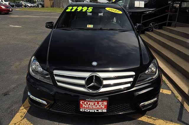 Mercedes-Benz C-Class 2012 photo 2