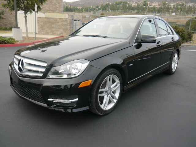 Mercedes-Benz C-Class 2012 photo 3