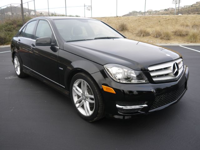 Mercedes-Benz C-Class 2012 photo 4