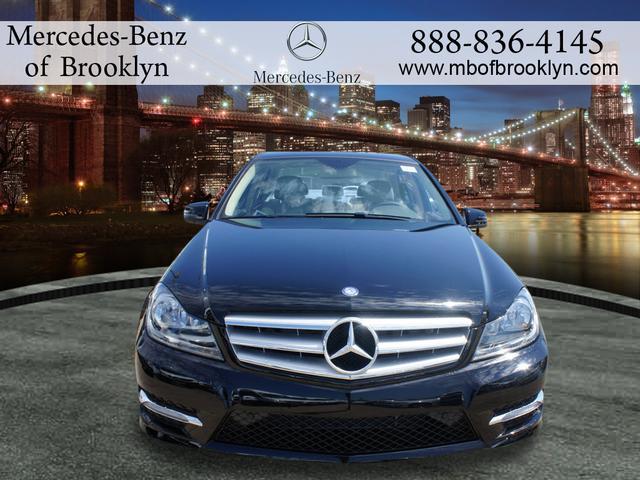 Mercedes-Benz C-Class 2013 photo 8