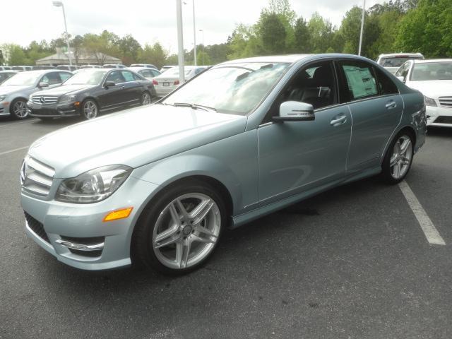 Mercedes-Benz C-Class 2013 photo 2