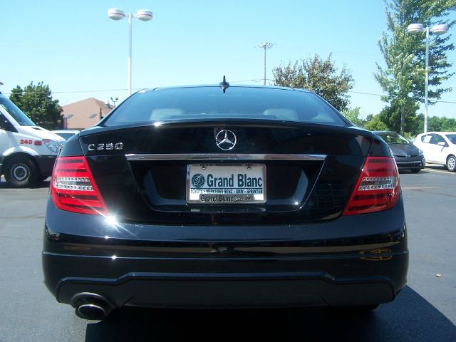 Mercedes-Benz C-Class 2013 photo 3