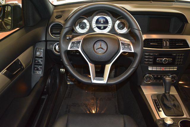 Mercedes-Benz C-Class 2013 photo 2