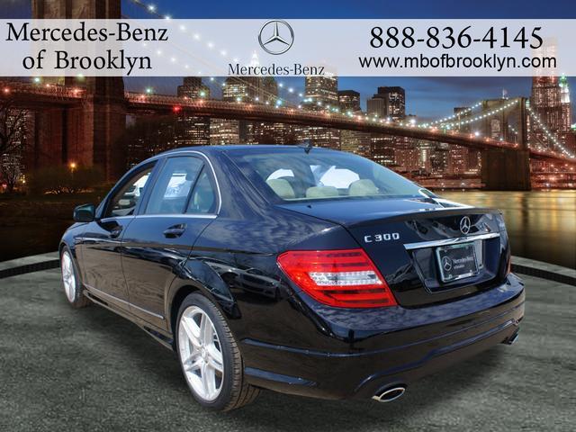 Mercedes-Benz C-Class 2013 photo 4