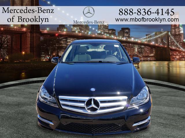Mercedes-Benz C-Class 2013 photo 2