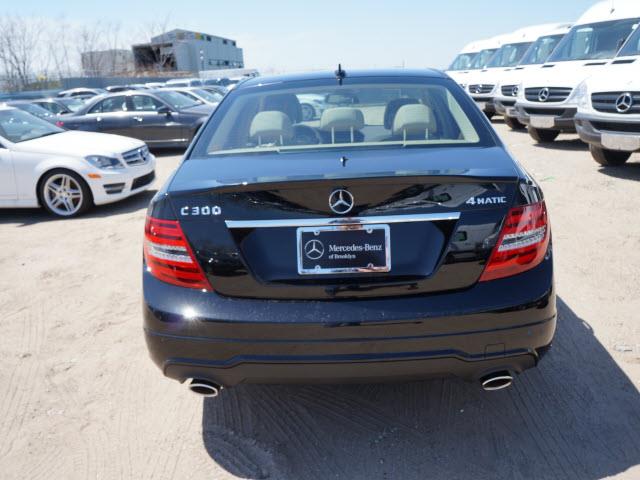 Mercedes-Benz C-Class 2013 photo 5