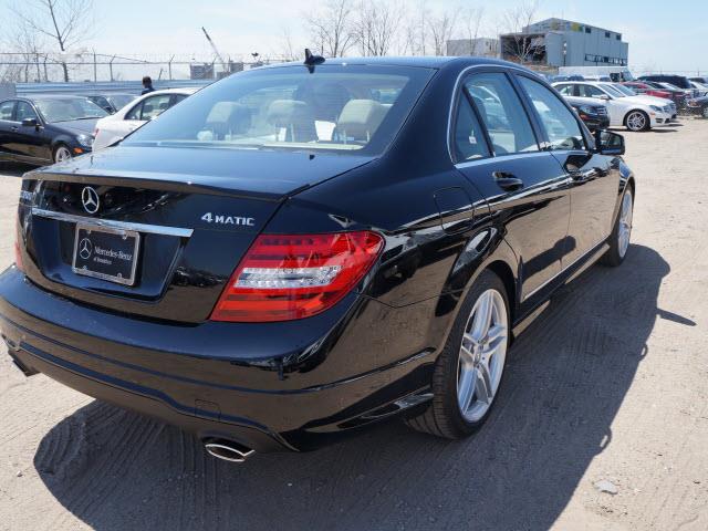 Mercedes-Benz C-Class 2013 photo 9