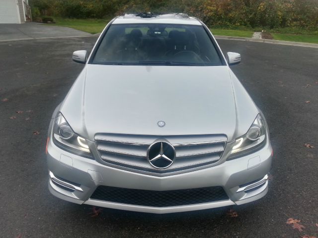 Mercedes-Benz C-Class 2013 photo 1