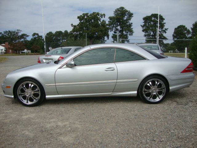 Mercedes-Benz CL-Class 2001 photo 3