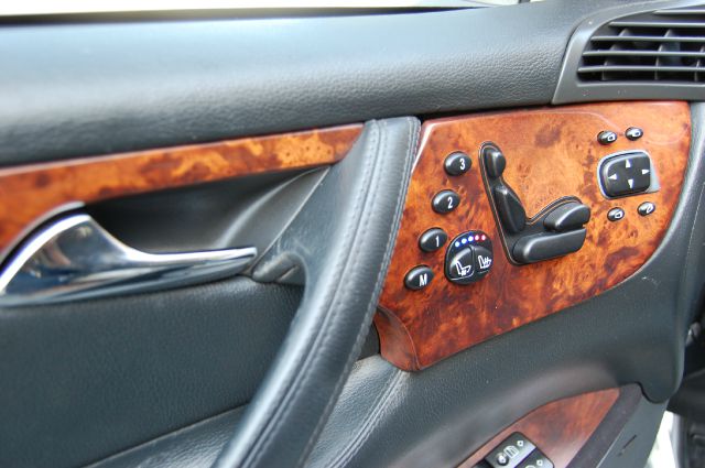 Mercedes-Benz CL-Class 2003 photo 13