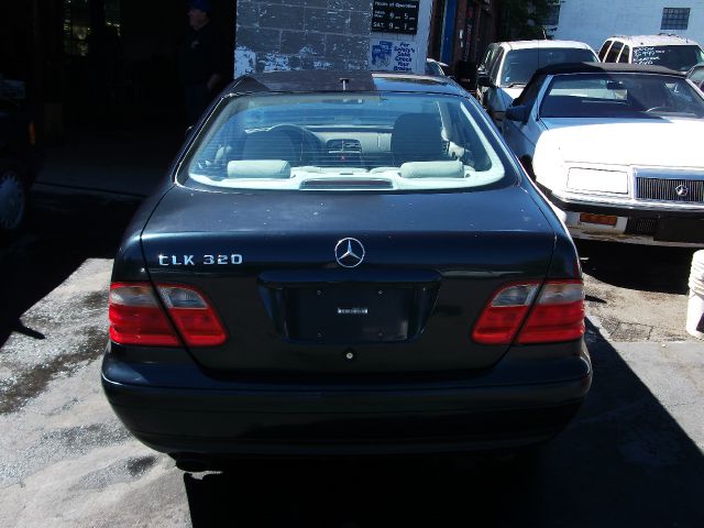 Mercedes-Benz CLK-Class 1998 photo 2