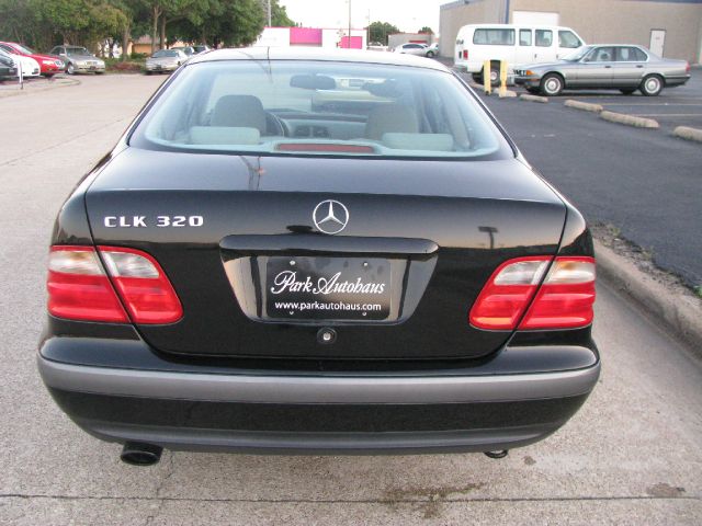 Mercedes-Benz CLK-Class 1998 photo 18