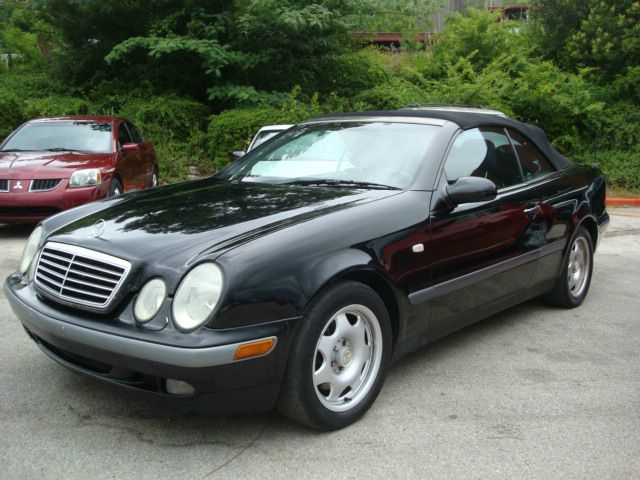 Mercedes-Benz CLK-Class 7-passenger Convertible