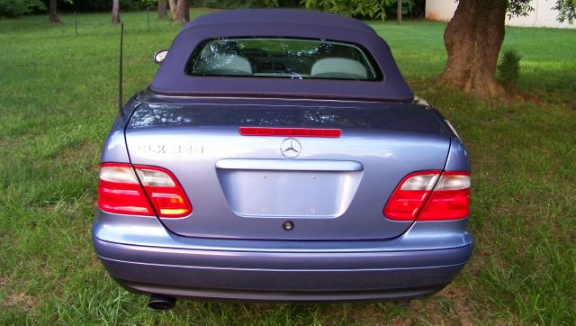 Mercedes-Benz CLK-Class 1999 photo 4