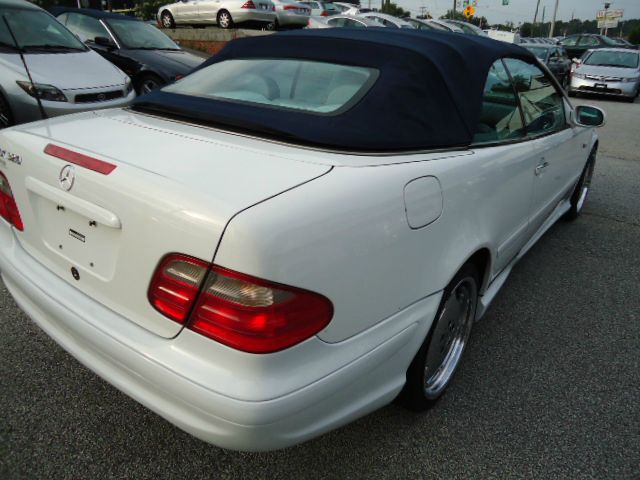 Mercedes-Benz CLK-Class 7-passenger Convertible