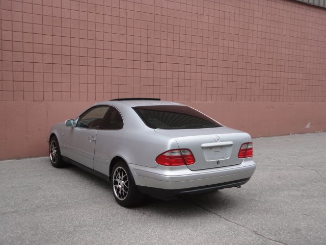 Mercedes-Benz CLK-Class 1999 photo 3