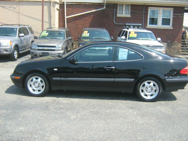 Mercedes-Benz CLK-Class C230 1.8K Coupe