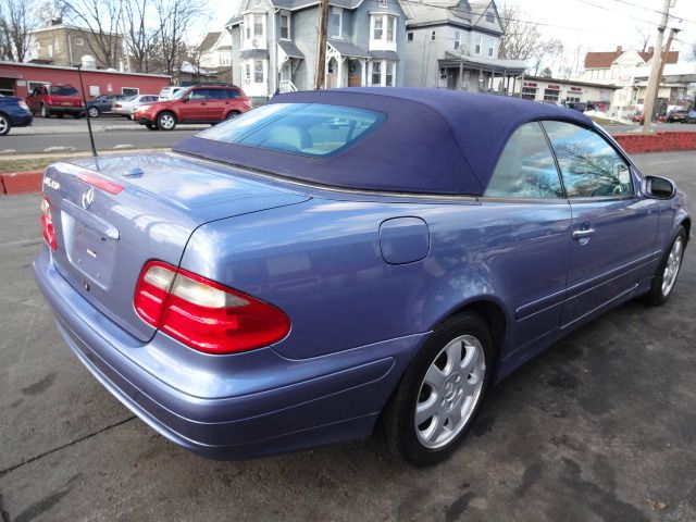 Mercedes-Benz CLK-Class 7-passenger Convertible