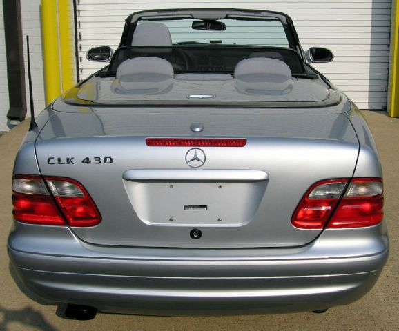 Mercedes-Benz CLK-Class 2000 photo 14