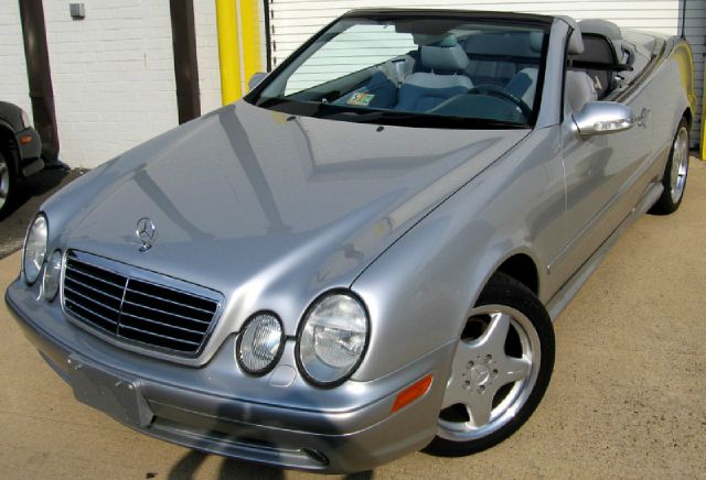 Mercedes-Benz CLK-Class 2000 photo 7