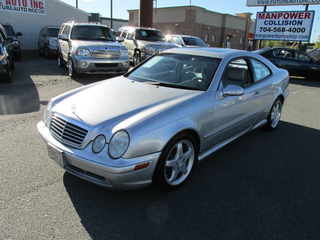 Mercedes-Benz CLK-Class 2002 photo 4