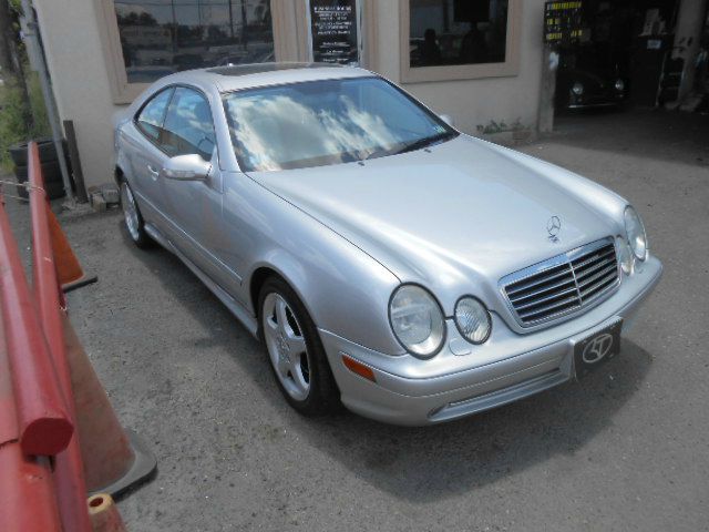 Mercedes-Benz CLK-Class 2002 photo 4