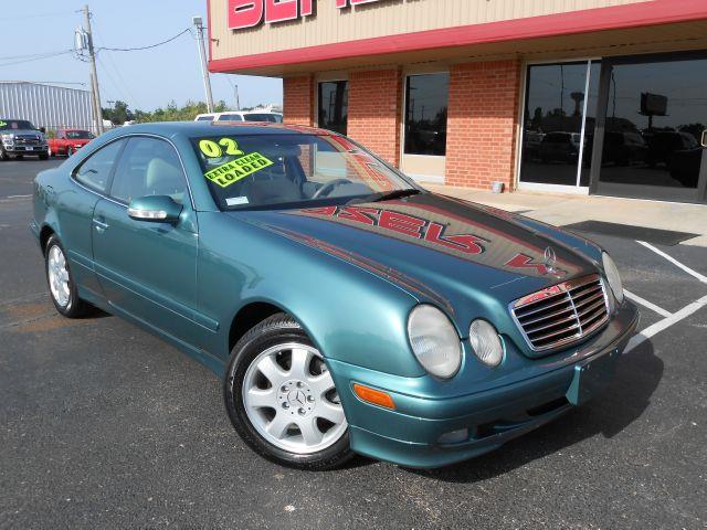 Mercedes-Benz CLK-Class 2002 photo 4