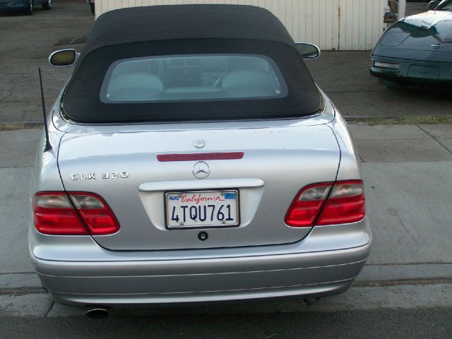 Mercedes-Benz CLK-Class 7-passenger Convertible
