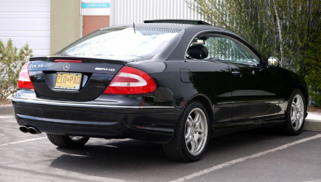 Mercedes-Benz CLK-Class 2003 photo 13