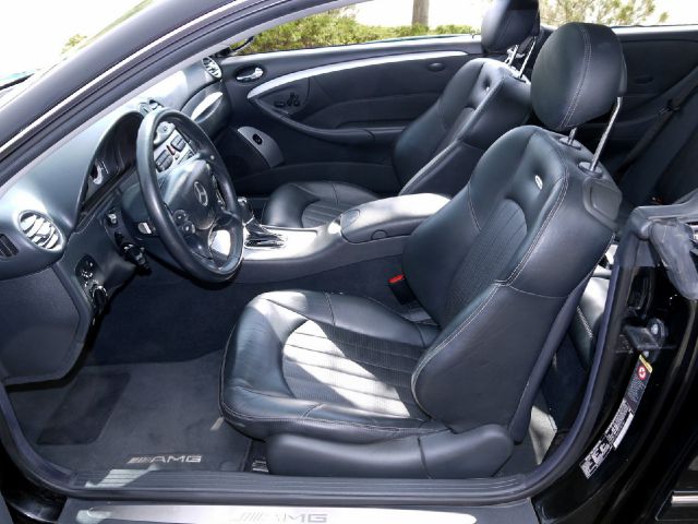 Mercedes-Benz CLK-Class 2003 photo 16