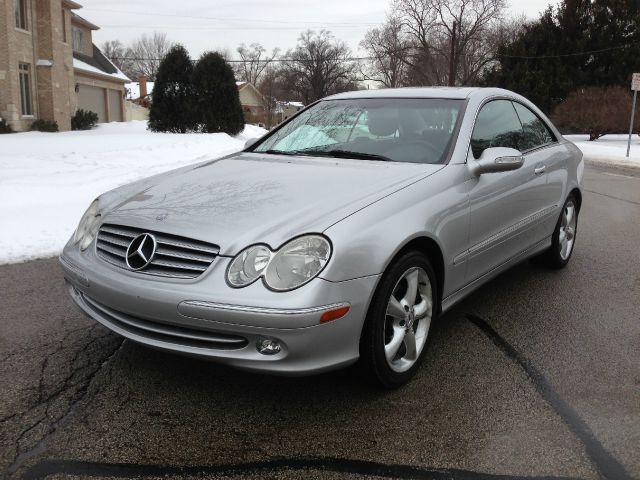 Mercedes-Benz CLK-Class LT 1500 DVD W/monitorflex Fuel 4X4 Coupe