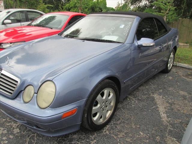 Mercedes-Benz CLK-Class 2003 photo 4