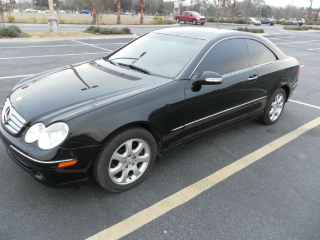 Mercedes-Benz CLK-Class 2003 photo 4