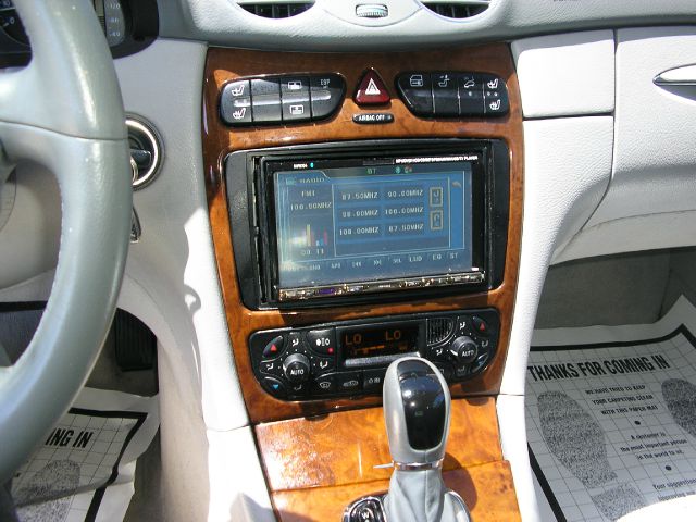 Mercedes-Benz CLK-Class LT 1500 DVD W/monitorflex Fuel 4X4 Coupe