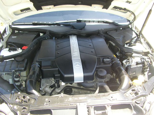 Mercedes-Benz CLK-Class 2003 photo 1