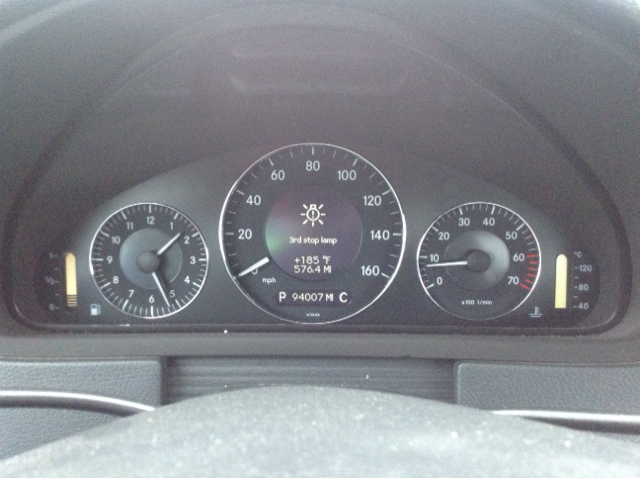 Mercedes-Benz CLK-Class 2004 photo 3