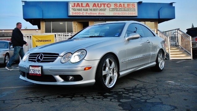 Mercedes-Benz CLK-Class 2004 photo 1