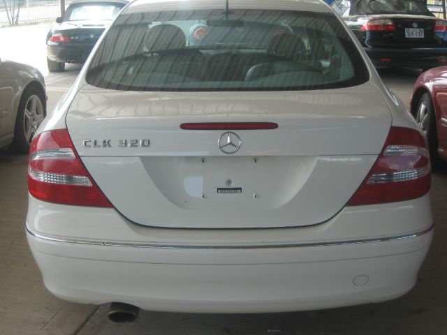 Mercedes-Benz CLK-Class LT 1500 DVD W/monitorflex Fuel 4X4 Coupe